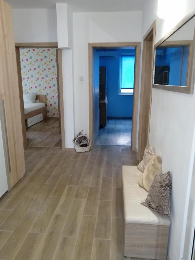 Yanakiev'S Central Apartment Burgas Luaran gambar