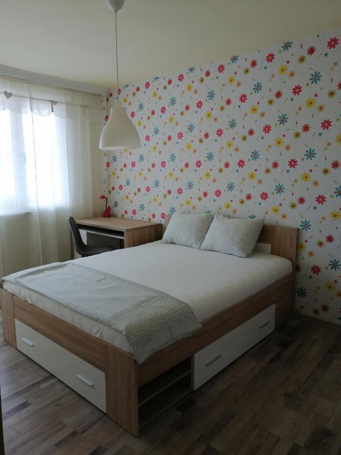 Yanakiev'S Central Apartment Burgas Luaran gambar