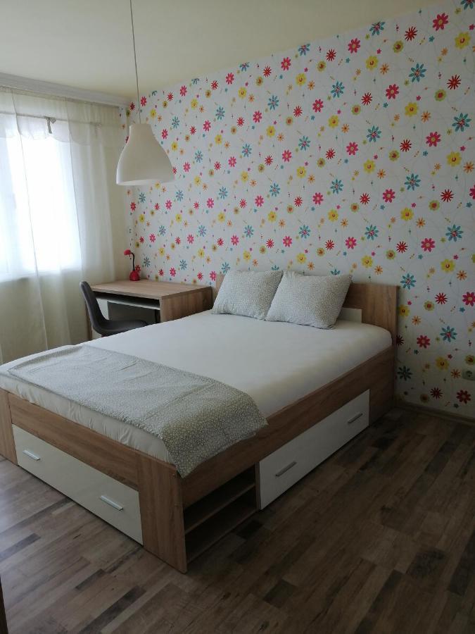 Yanakiev'S Central Apartment Burgas Luaran gambar